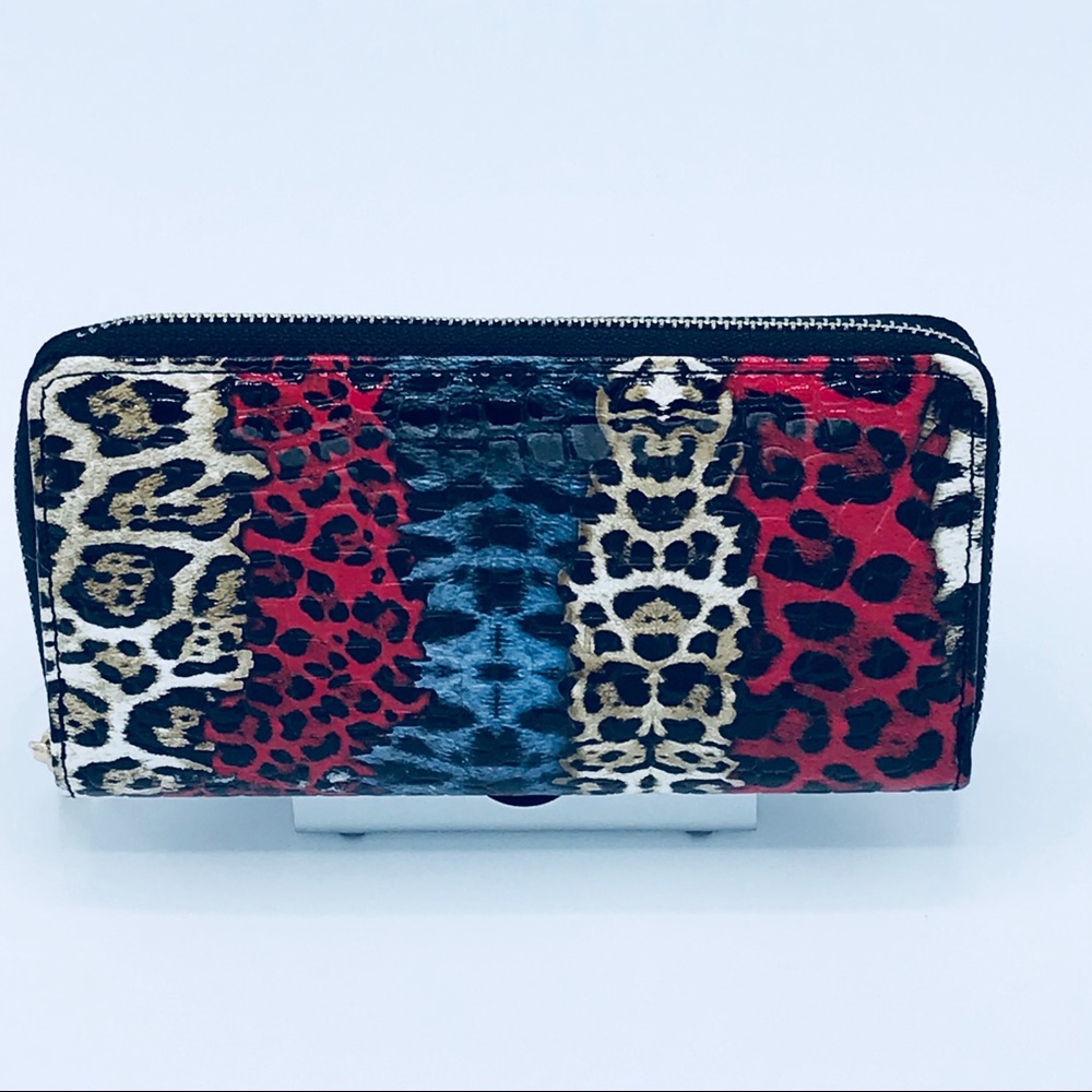 Multi Animal Print Wallet Zipper Closure
